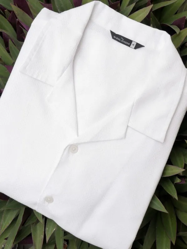 Highlander Men White Textured Relaxed Fit Casual Shirt