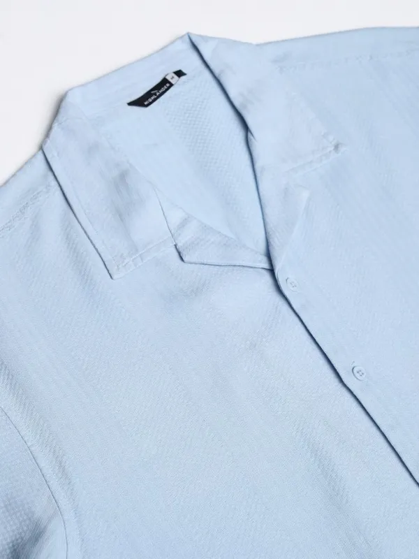 Highlander Men Blue Textured Relaxed Fit Casual Shirt