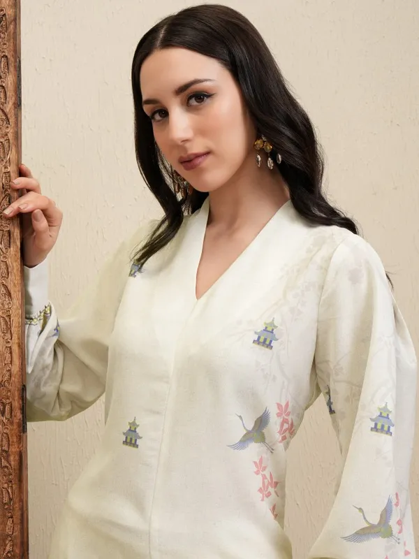 Vishudh Women Cream Printed Straight Kurta