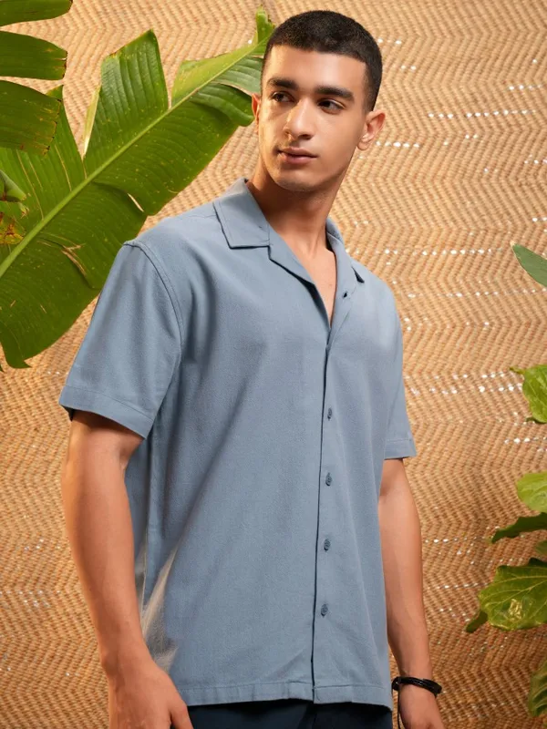 Highlander Men Blue Solid Relaxed Fit Casual Shirt