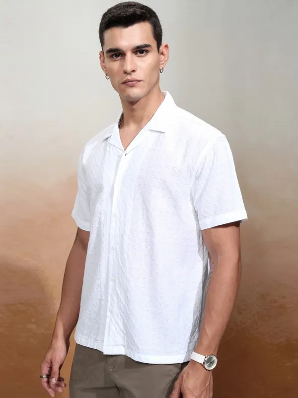 Highlander Men White Textured Relaxed Fit Casual Shirt