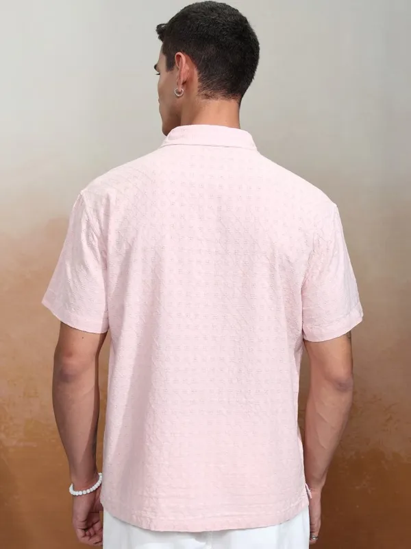 Highlander Men Pink Textured Relaxed Fit Casual Shirt