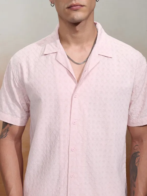 Highlander Men Pink Textured Relaxed Fit Casual Shirt