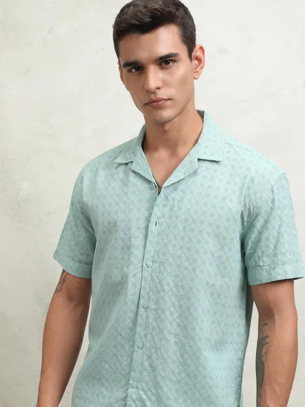 Highlander Men Green Textured Relaxed Fit Casual Shirt
