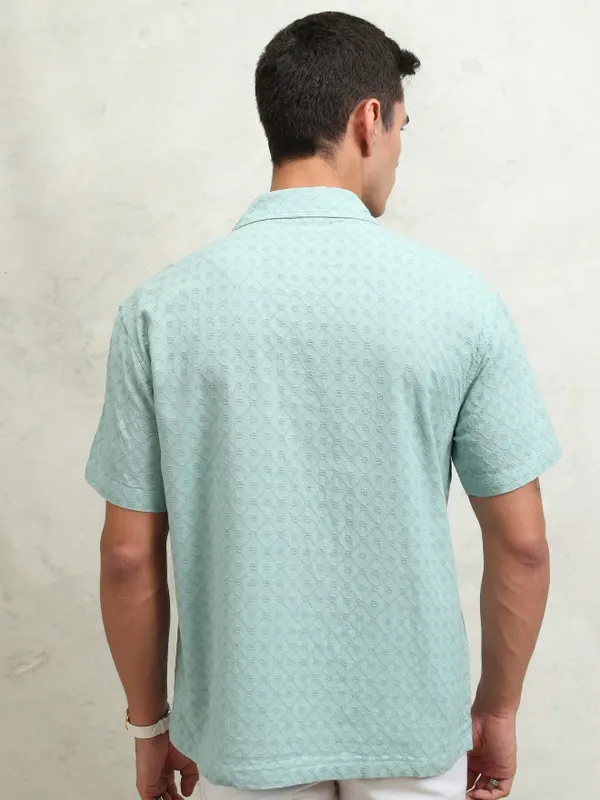 Highlander Men Green Textured Relaxed Fit Casual Shirt