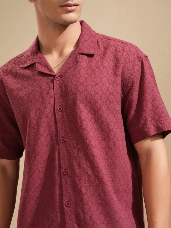 Highlander Men Maroon Textured Relaxed Fit Casual Shirt
