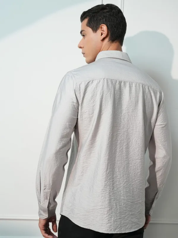 Highlander Men Grey Solid Slim Fit Casual Shirt