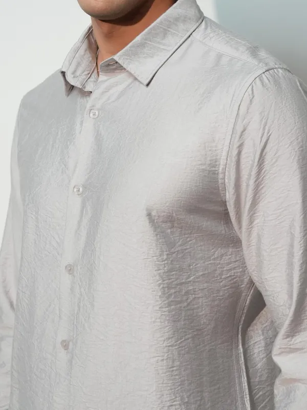 Highlander Men Grey Solid Slim Fit Casual Shirt