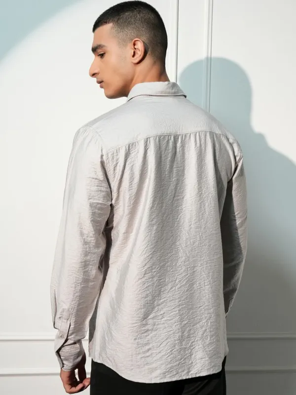 Highlander Men Grey Solid Slim Fit Casual Shirt