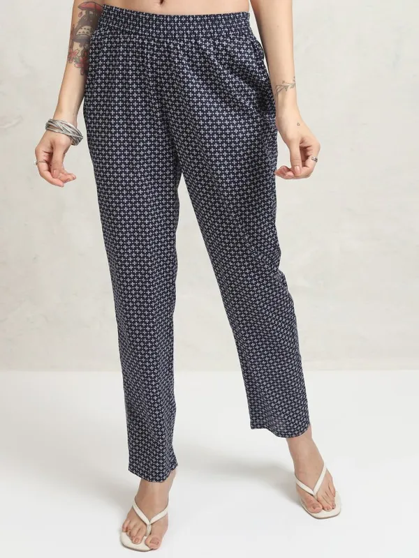 Vishudh Women Navy Blue Printed Kurta With Trousers And Dupatta