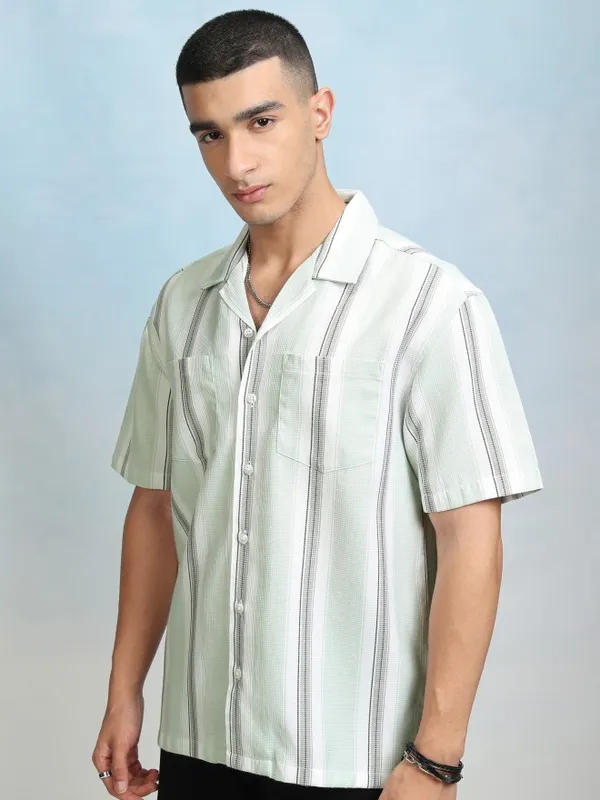 Highlader Men Green Striped Relaxed Fit Casual Shirt