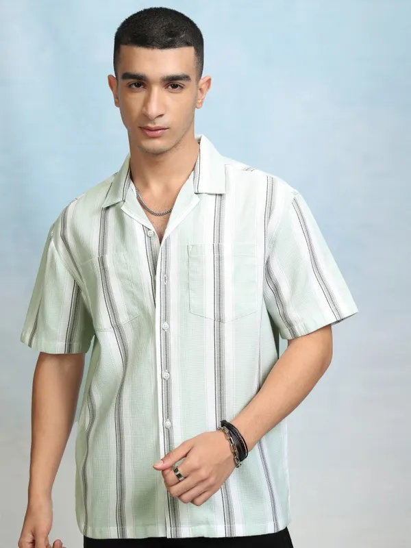 Highlader Men Green Striped Relaxed Fit Casual Shirt