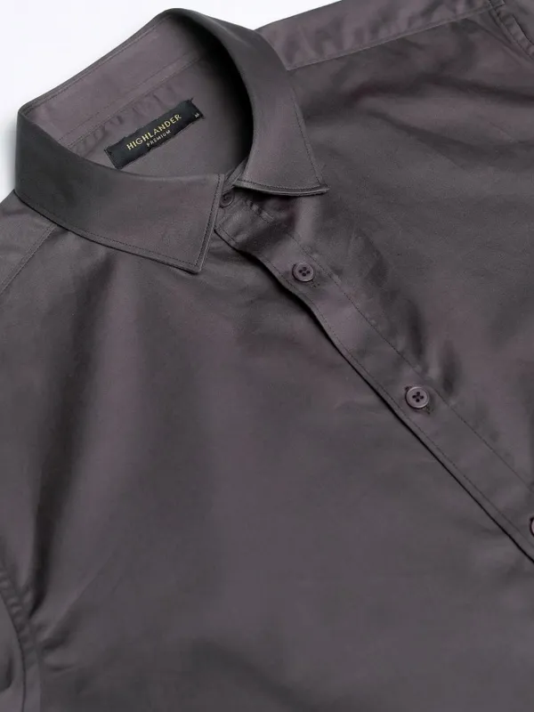 Highlander Men Grey Solid Slim Fit Casual Shirt