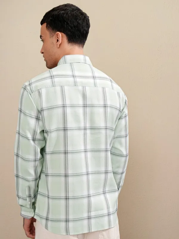 Highlander Men Green Checked Relaxed Fit Casual Shirt