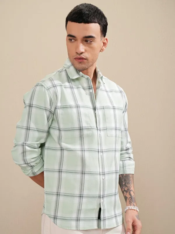 Highlander Men Green Checked Relaxed Fit Casual Shirt