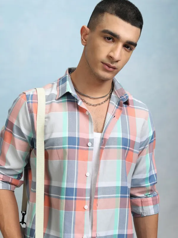 Highlader Men Grey Checked Regular Fit Casual Shirt