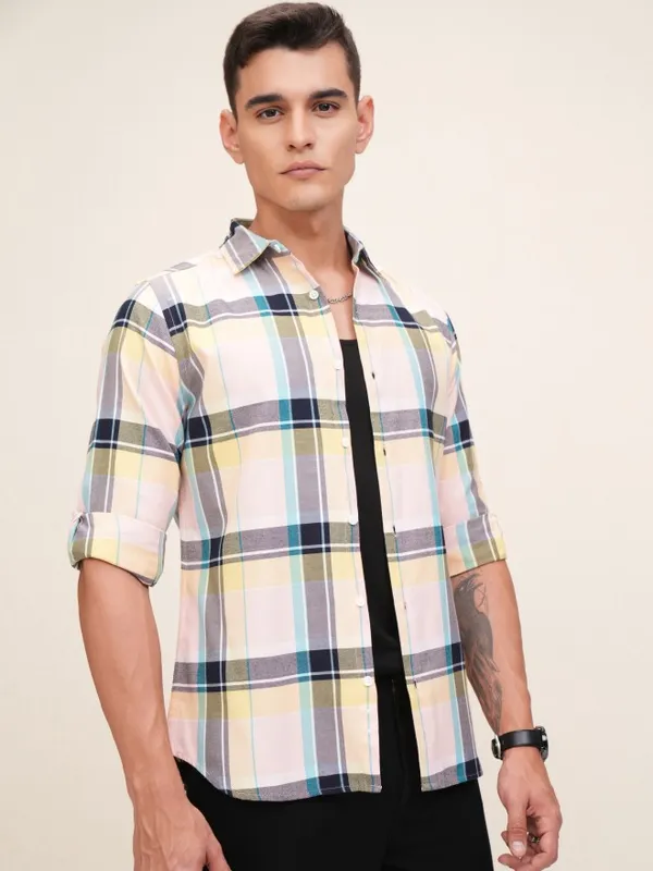 Highlander Men Peach Checked Regular Fit Casual Shirt