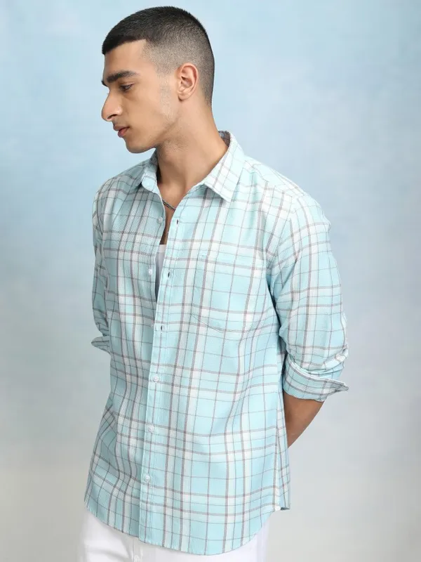 Highlader Men Blue Checked Regular Fit Casual Shirt