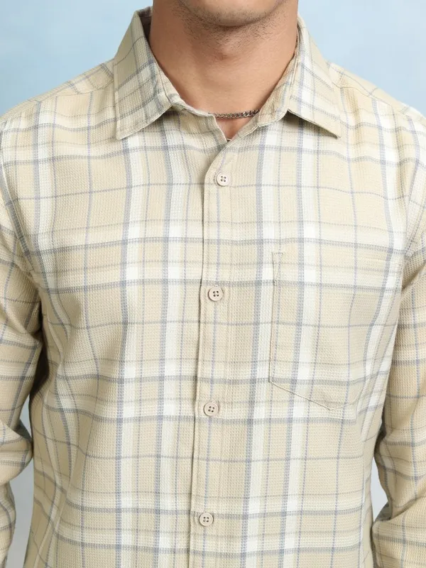 Highlader Men Beige Checked Regular Fit Casual Shirt