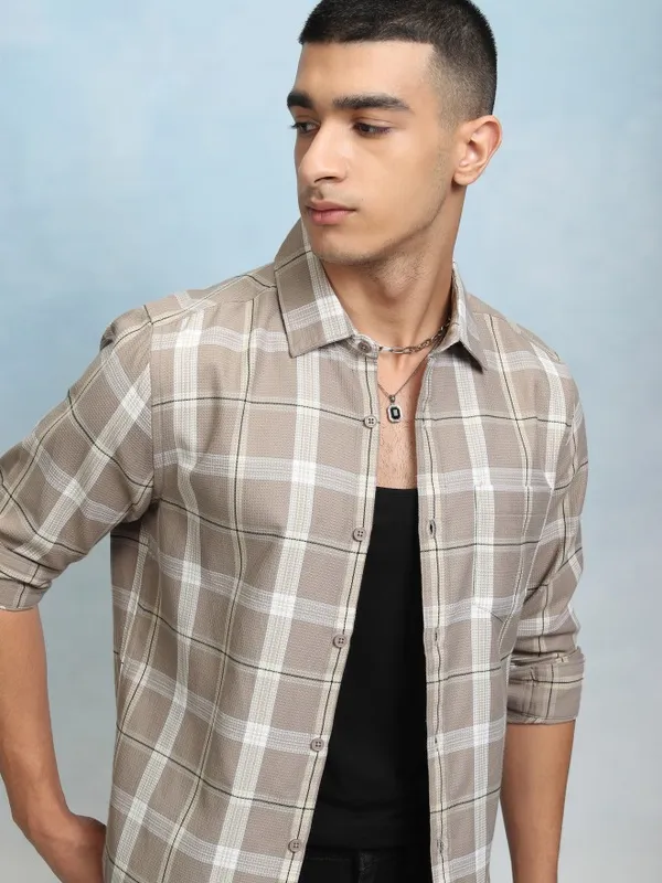 Highlader Men Khaki Checked Regular Fit Casual Shirt