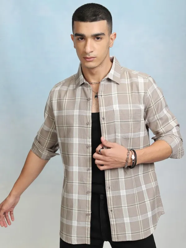 Highlader Men Khaki Checked Regular Fit Casual Shirt