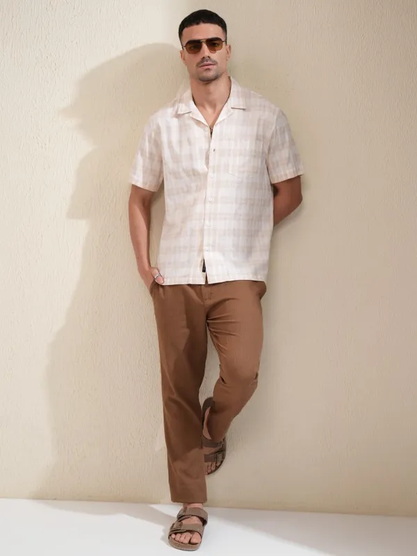 Locomotive Men Beige Checked Relaxed Fit Casual Shirt