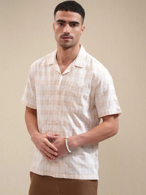 Locomotive Men Beige Checked Relaxed Fit Casual Shirt