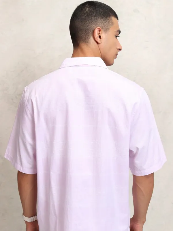 Highlander Men Pink Checked Relaxed Fit Casual Shirt
