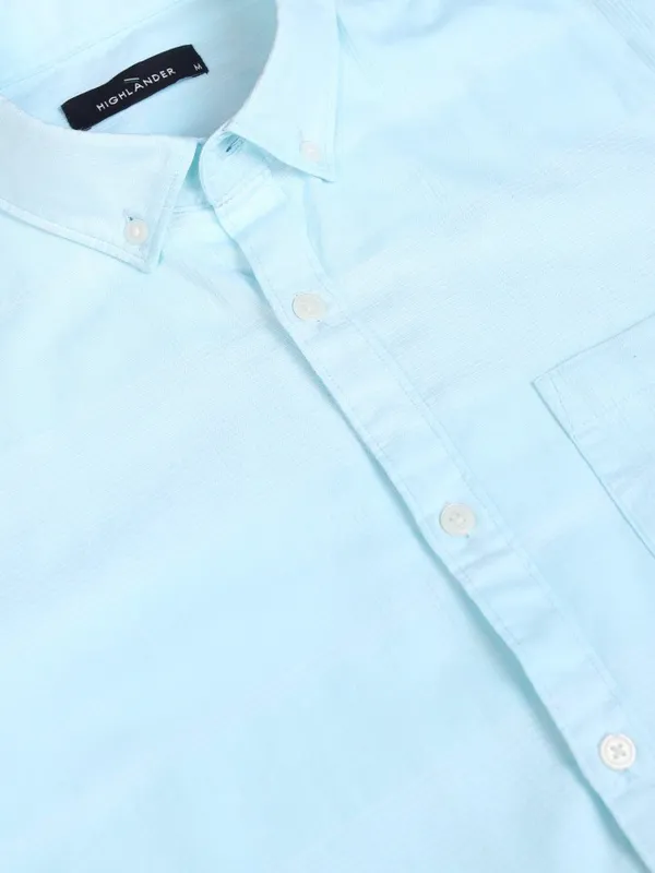 Highlander Men Blue Solid Regular Fit Casual Shirt