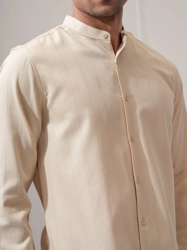 Locomotive Men Cream Striped Regular Fit Casual Shirt