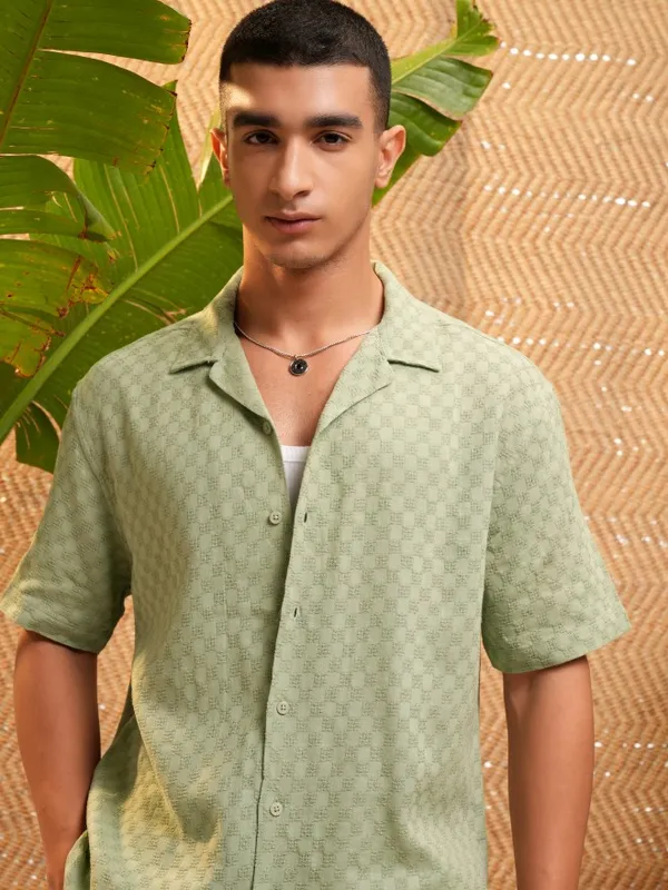Men Relaxed Fit Casual Shirt