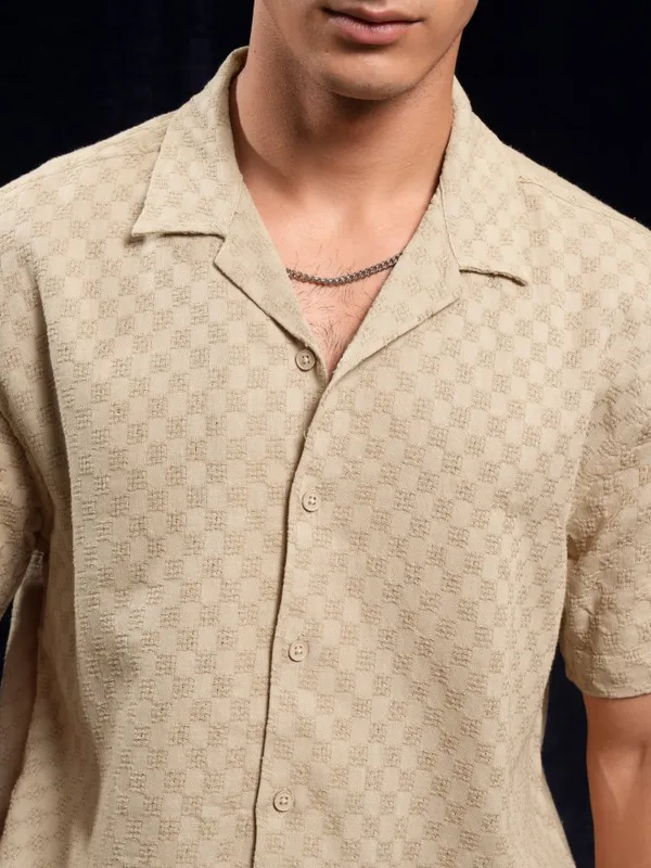 Highlander Men Beige Textured Relaxed Fit Casual Shirt
