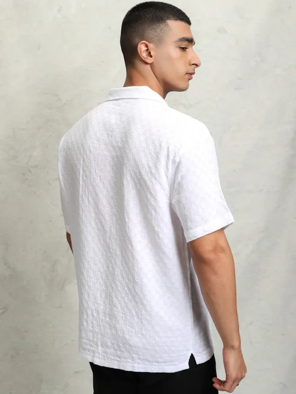 Highlader Men Black Textured Relaxed Fit Casual Shirt