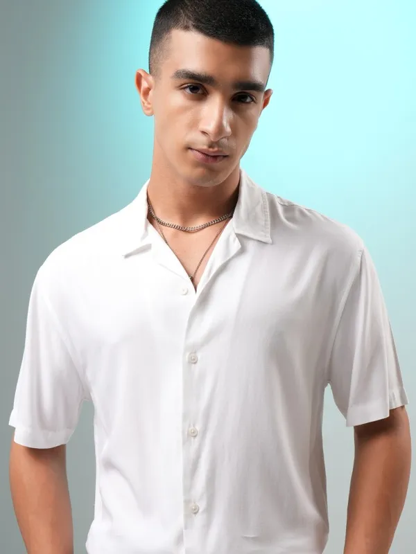 Ketch Men White Solid Relaxed Fit Casual Shirt