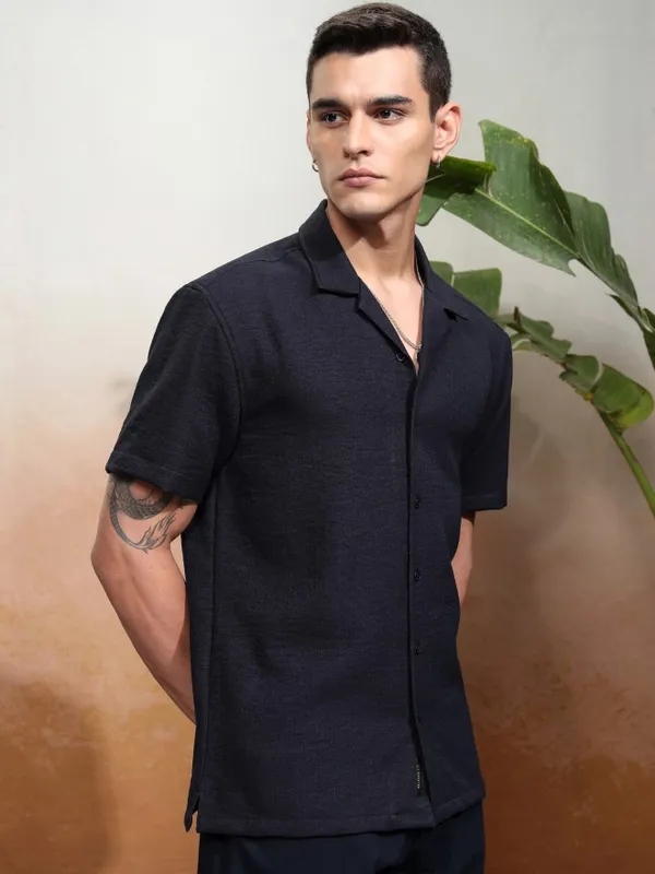 Highlander Men Navy Blue Textured Relaxed Fit Casual Shirt