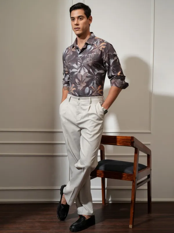 Locomotive Premium Men Grey Printed Day Occasion Shirt