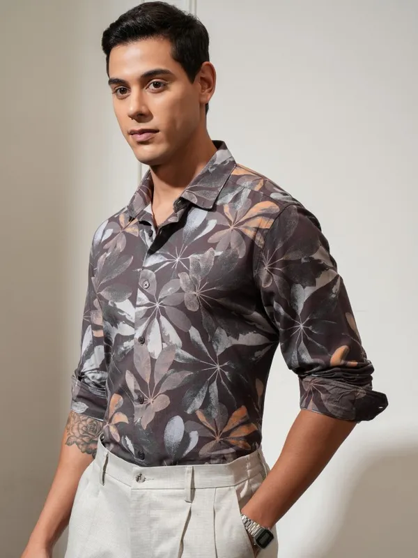 Locomotive Premium Men Grey Printed Day Occasion Shirt