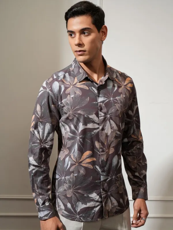 Locomotive Premium Men Grey Printed Day Occasion Shirt