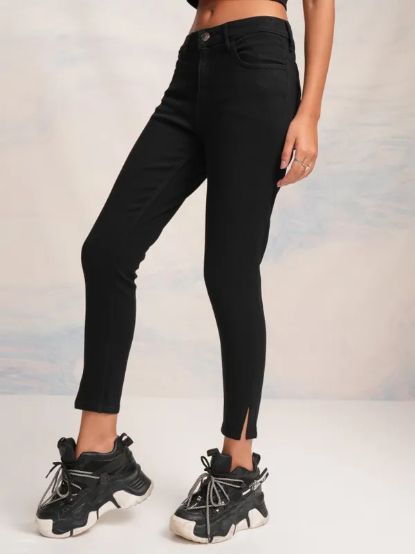 Tokyo Talkies Women Black Slim Fit Stretchable Jeans