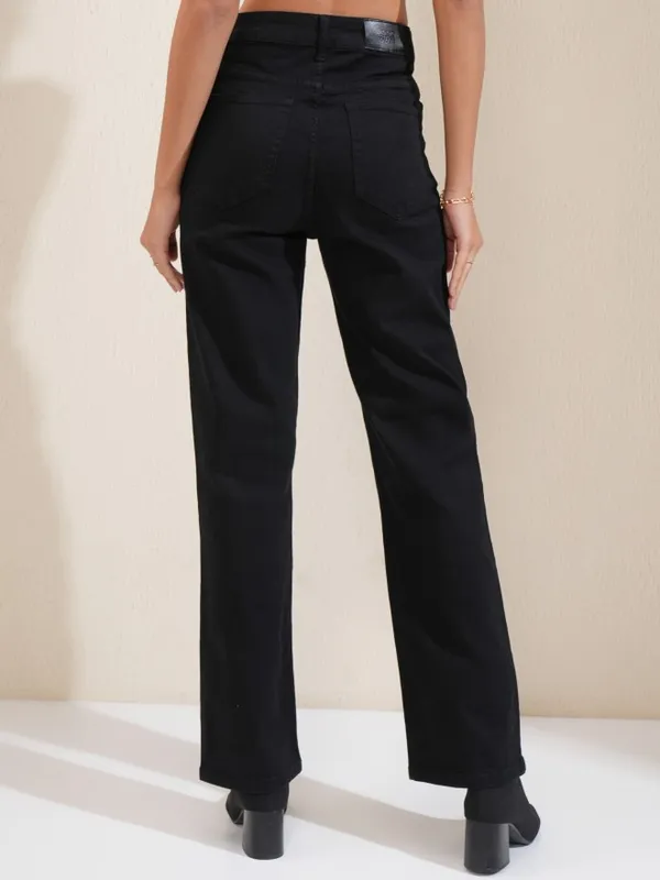 Tokyo Talkies Women Black Straight Fit Stretchable Jeans