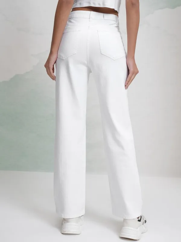 Tokyo Talkies Women White Straight Fit Stretchable Jeans