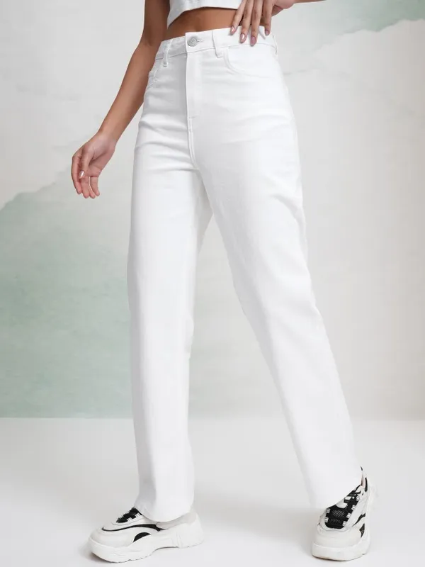 Tokyo Talkies Women White Straight Fit Stretchable Jeans