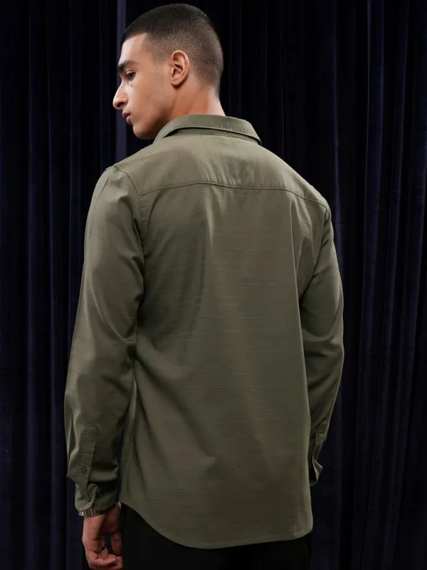 Men Regular Fit Casual Shirt