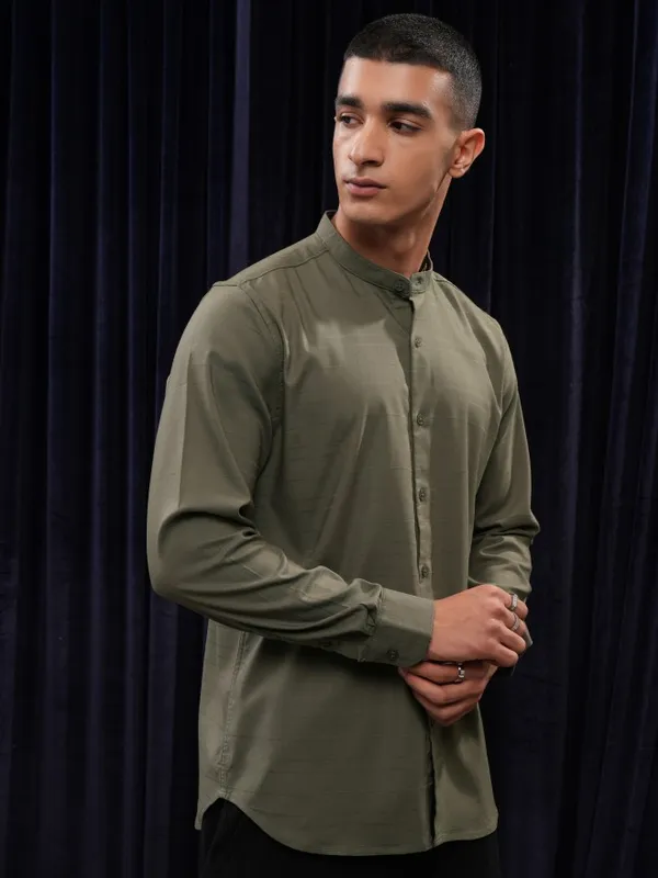 Highlander Men Olive Striped Regular Fit Casual Shirt