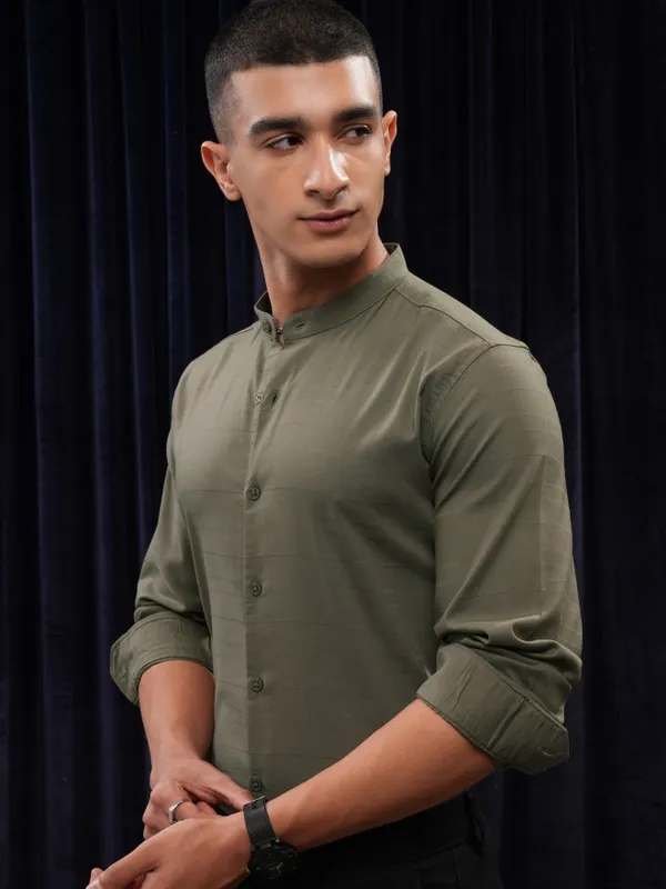 Highlander Men Olive Striped Regular Fit Casual Shirt