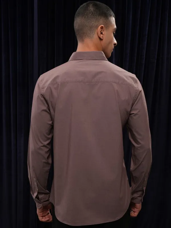 Highlander Men Maroon Solid Regular Fit Casual Shirt
