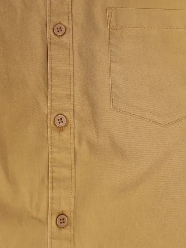 Highlander Men Mustard Solid Regular Fit Casual Shirt