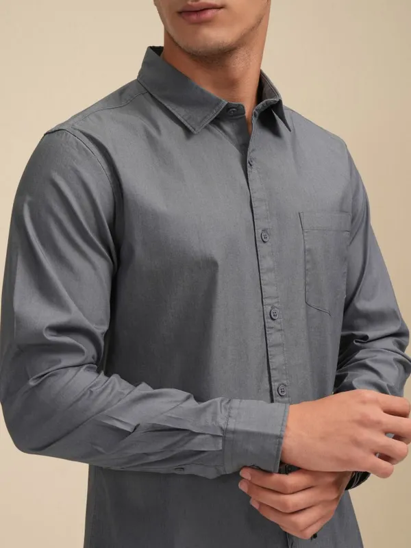 Highlander Men Charcoal Printed Regular Fit Casual Shirt