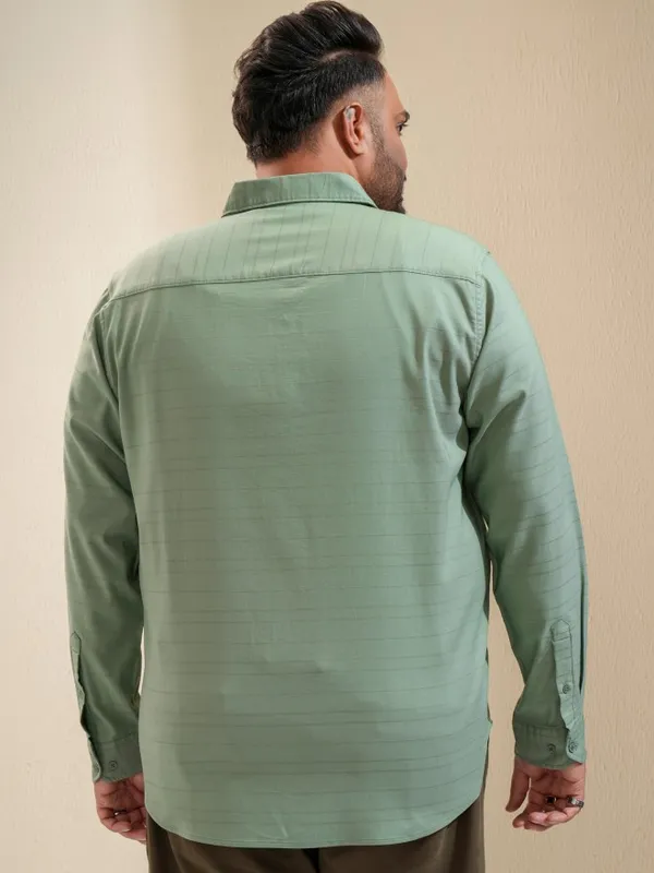Xtra Ordinary By Highlander Men Green Striped Regular Fit Casual Shirt
