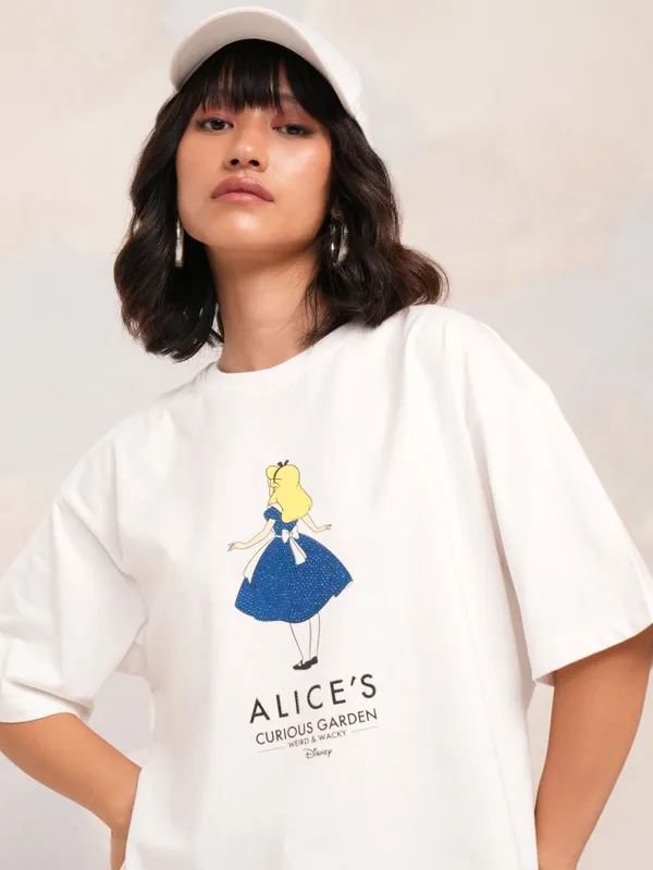 Disney By Tokyo Talkies Women White Alice Printed Round Neck Boxy Fit T-Shirt